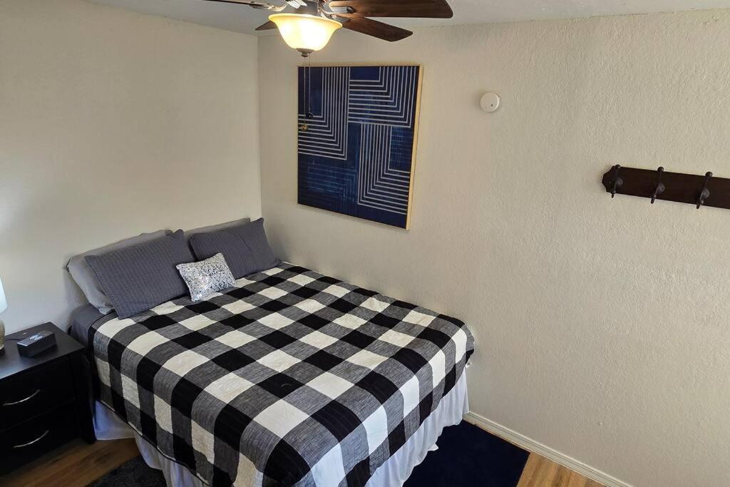 Cozy Updated Cove Of Heaven, 5Mins To Lake Hefner! Oklahoma City Eksteriør bilde
